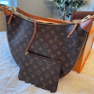 LV LOOP HOBO